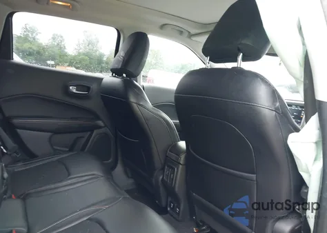 2017 Jeep New Compass Latitude 4X4 из США, поврежденный, VIN 3C4NJDBB5HT607017